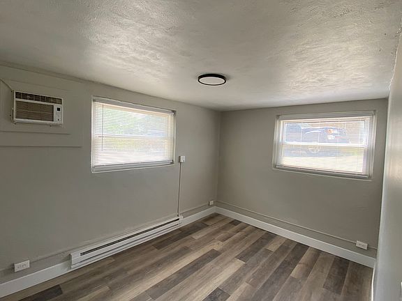 3rd image of 2744 Queen City Ave APT 5