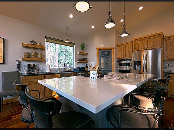 5th image of 3758 Overlook Ct