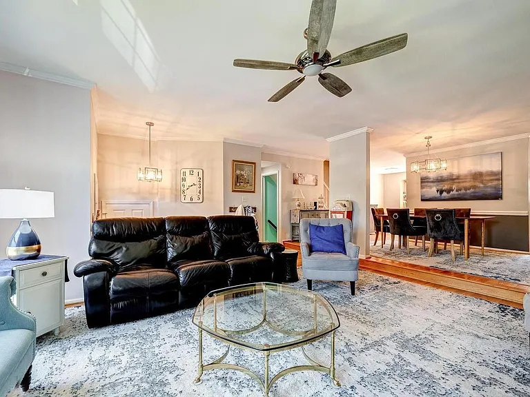 4113 Meadow Field Ct — Photo 2