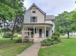 216 S Maple Ave, Minier, IL 61759