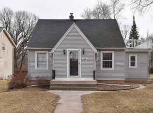 1220 Webster Ave, Brookfield, WI 53005