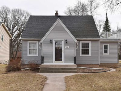 1220 Webster Ave, Brookfield, WI, 53005