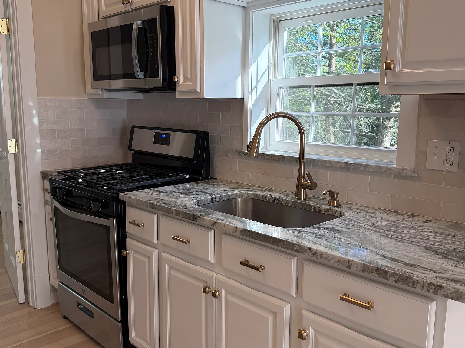 1 bed, 750 sqft, $1,675 — Photo 3