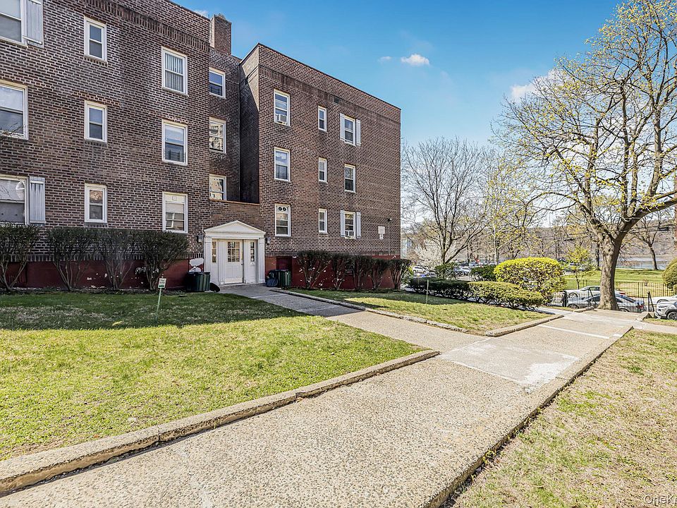 1st image of 150 Ravine Avenue #3B