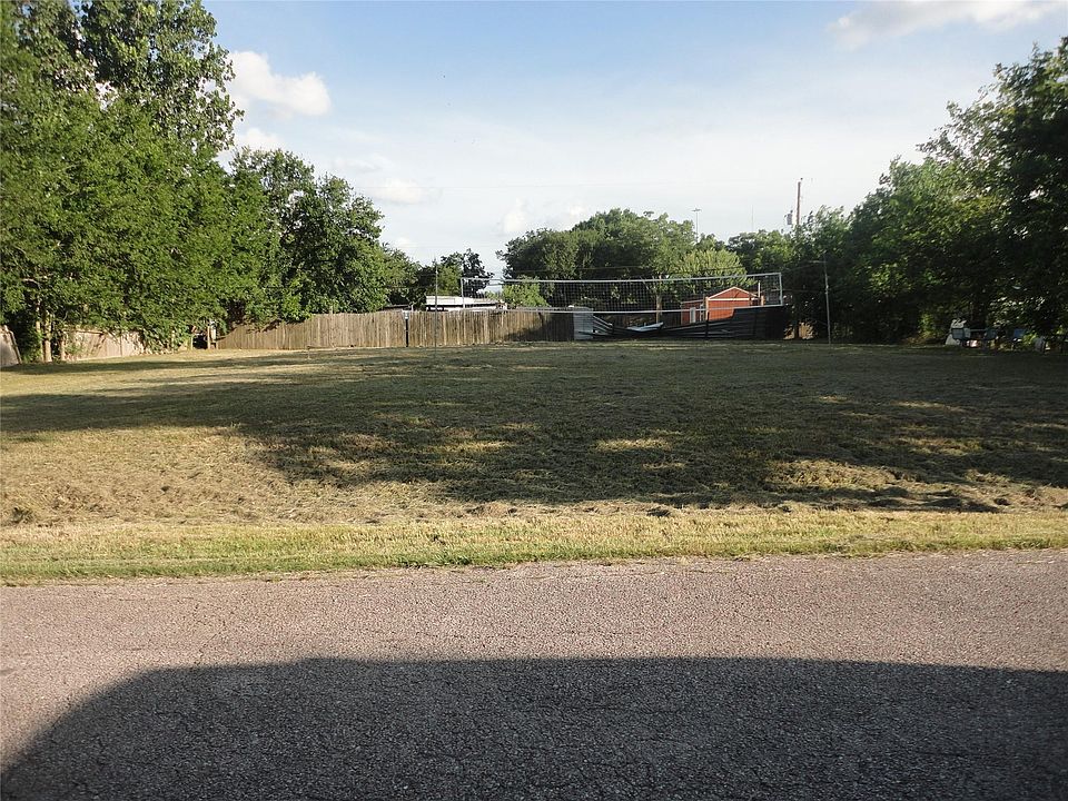 1st image of 6521 Whitton Dr