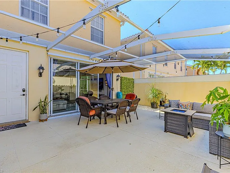 28572 Alessandria Cir SW — Photo 23