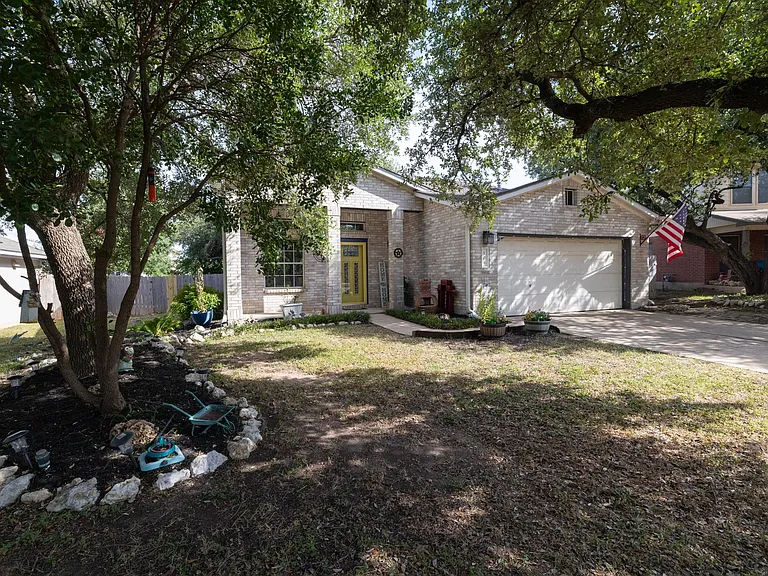 104 Grant Ct — Photo 8