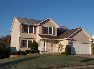 1505 E 5th St, Coal Valley, IL 61240