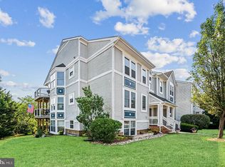 20594 Cornstalk Ter UNIT 301, Ashburn, VA 20147