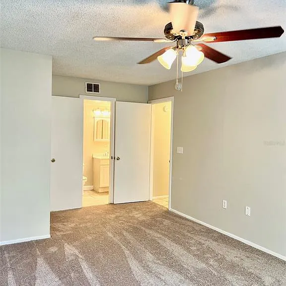 6065 Village Cir #6065 — Photo 12