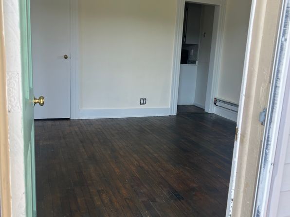 48 New St #1