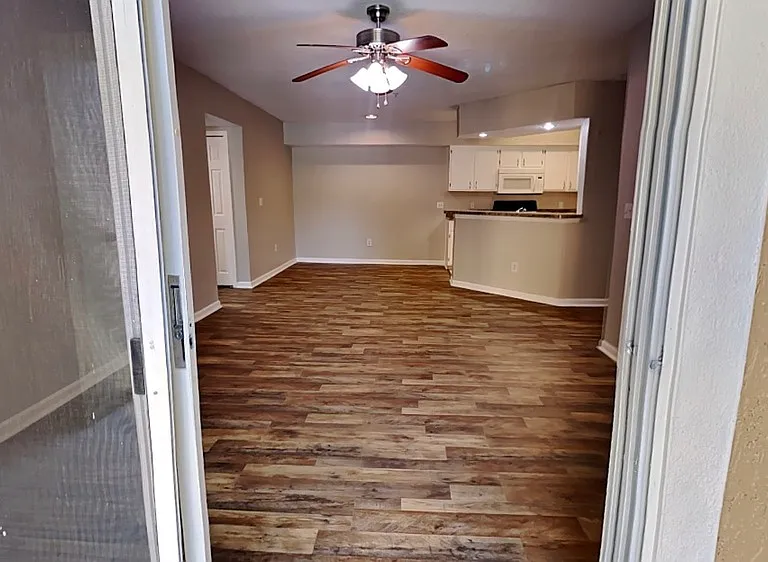 725 Crest Pines Dr #421 — Photo 16