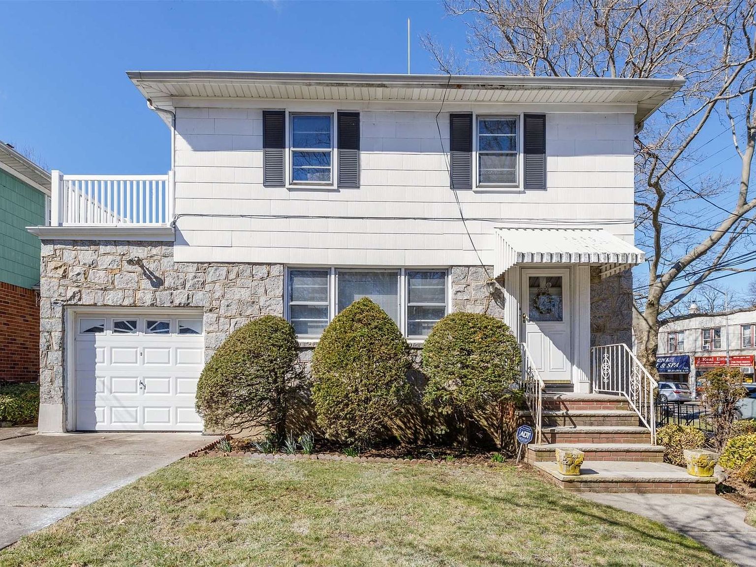 2904 162 Street, Flushing, NY 11358 Zillow
