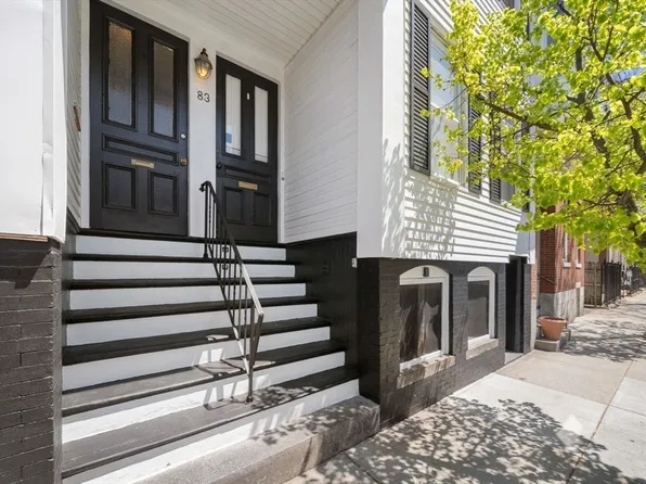 83 High St, Charlestown, MA 02129