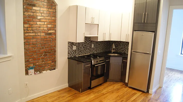 Rented by East Williamsburg Realty Inc | media 47