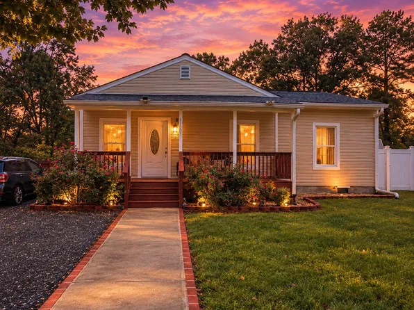 10106 Barnes Ave, Owings Mills, MD 21117