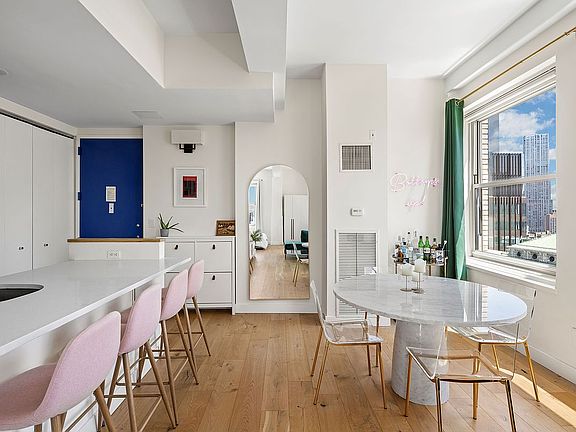 2nd image of 88 Greenwich St APT 3405