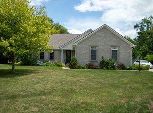 375 Abbedale Ct, Carmel, IN
