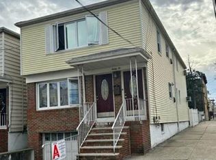 22 E 18th St, Bayonne, NJ 07002