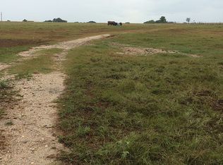 1074 Fm 532, Weimar, TX 78962