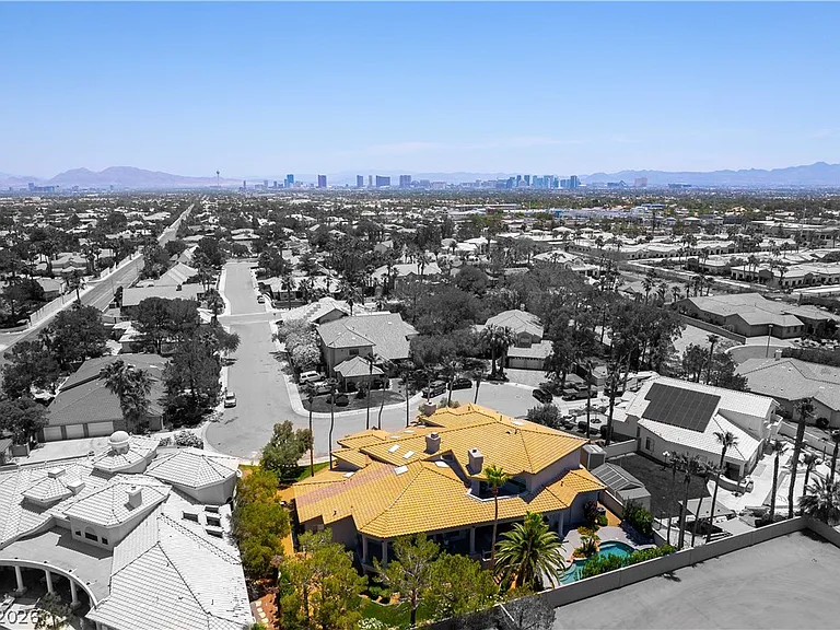 7880 Dana Point Ct — Photo 64