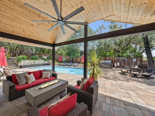 4880 Warm Springs Road, Glen Ellen, CA 95442