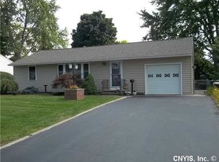 116 Lawdon St, North Syracuse, NY 13212