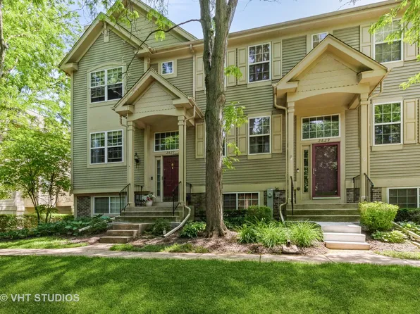2627 N Augusta Dr, Wadsworth, IL 60083