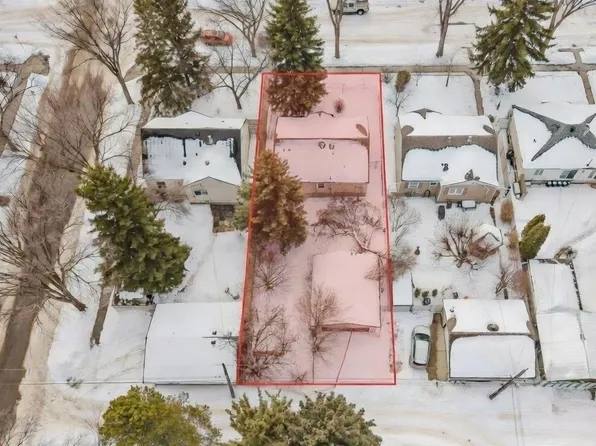 9306 64th Ave NW, Edmonton, AB T6E 0H8