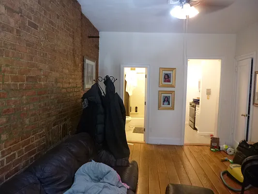 Rented by Stefan R. Capan, LREB | media 37