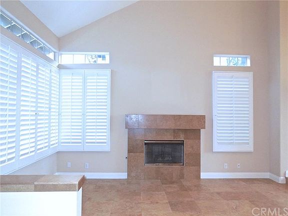 3rd image of 24791 Hendon St