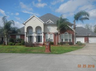 600 Willowridge Dr, Luling, LA 70070