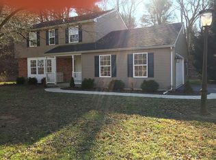 2 Constitution Dr, Chadds Ford, PA 19317