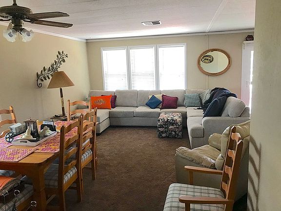5th image of 1800 S Main St Unit 10
