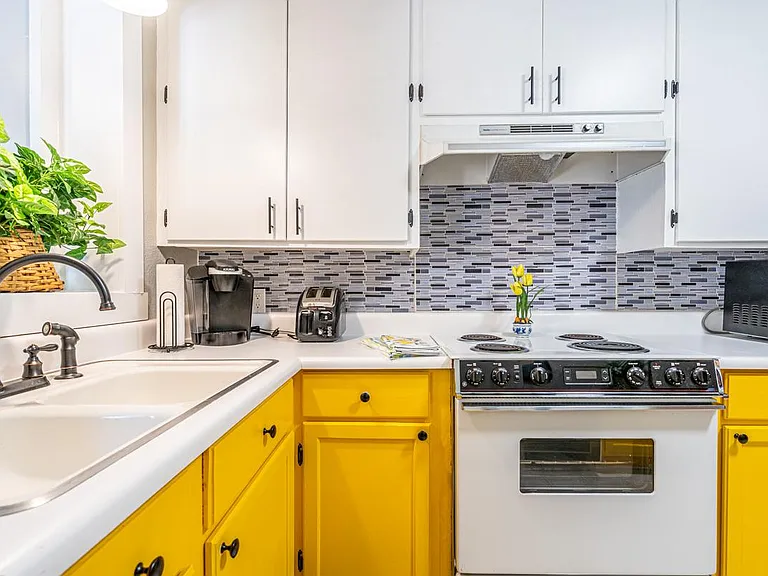 1300 Sparkman St SW — Photo 11