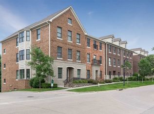 1140 Foster Rd, Iowa City, IA 52245