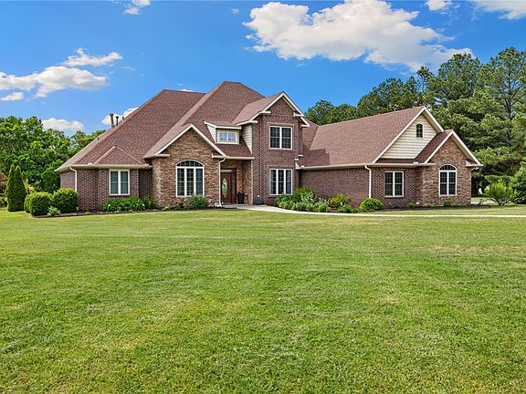 3rd image of 4088 Homewoods Dr
