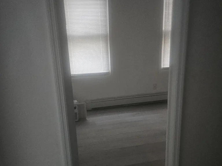 90-18 Park Ln S #2 — Photo 13