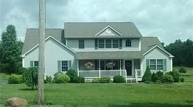 2nd image of 10 Lori Ln
