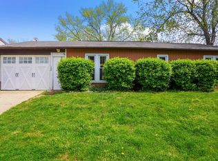 8331 Shady Spring Dr, Gaithersburg, MD 20877