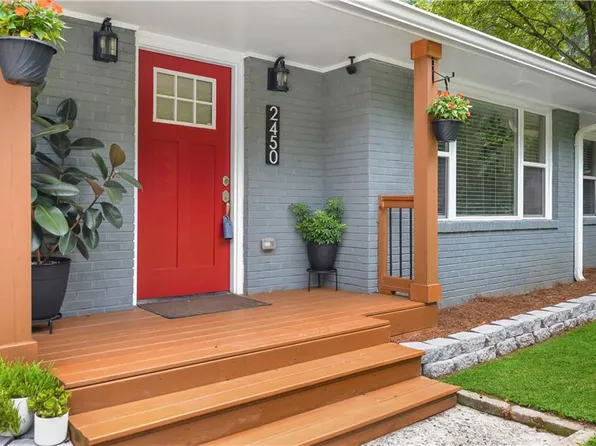 2450 Macon Dr SW, Atlanta, GA 30315