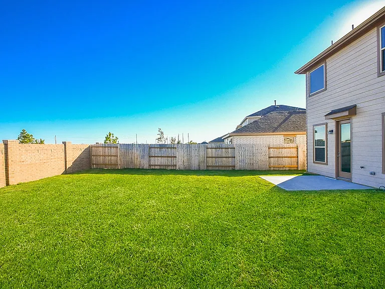 8138 Leisure Point Dr — Photo 49