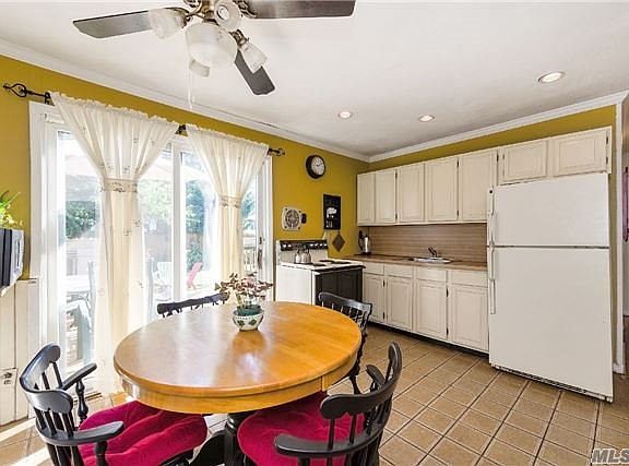 4th image of 427 Berg Ave