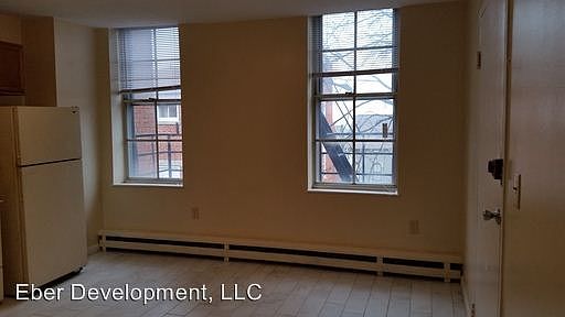 2nd image of 553 Boal St