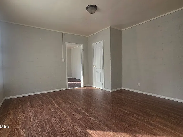 1104 S McKinley St — Photo 6