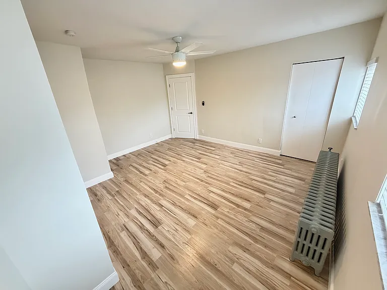 28 Howard St — Photo 14