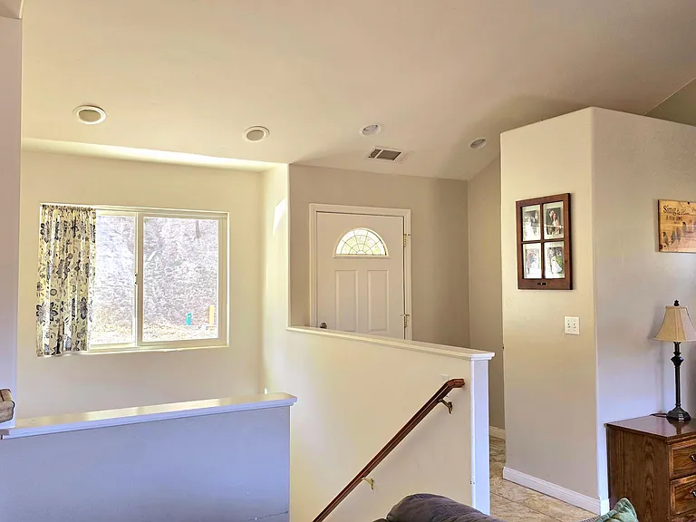 the entrance to the living room