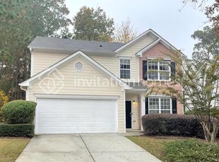 3718 Dove Creek Cir, Lawrenceville, GA 30044