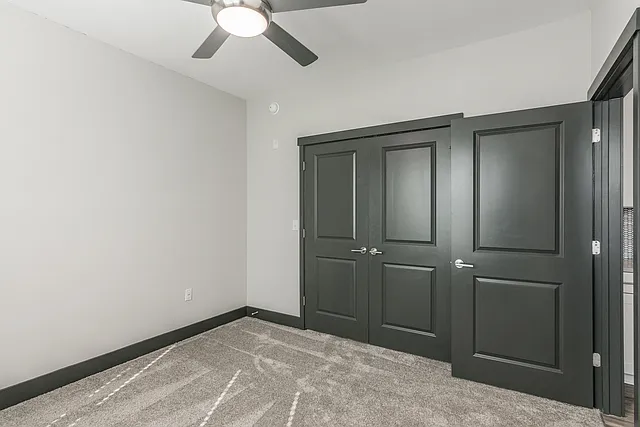 Vintage Gateway Apartments — Photo 18