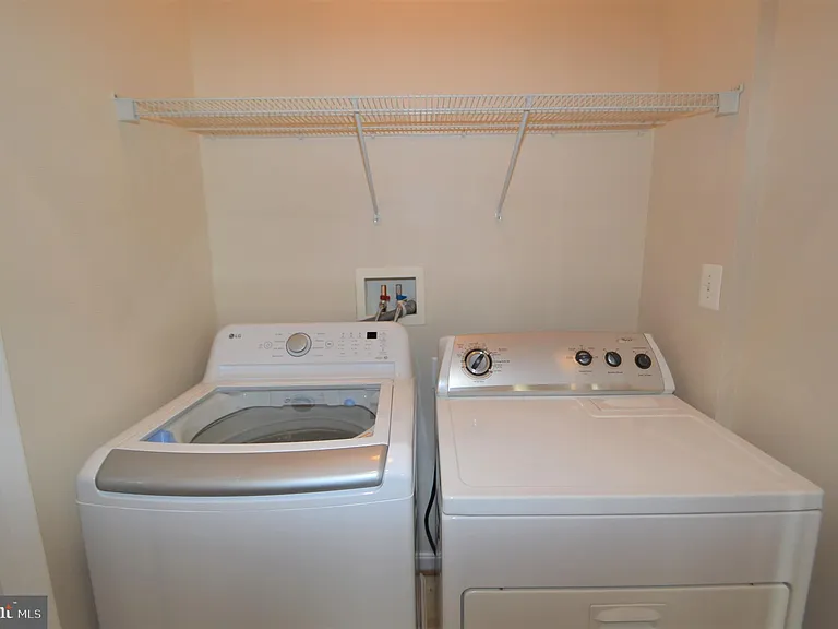 25140 Boomerang Ter — Photo 41